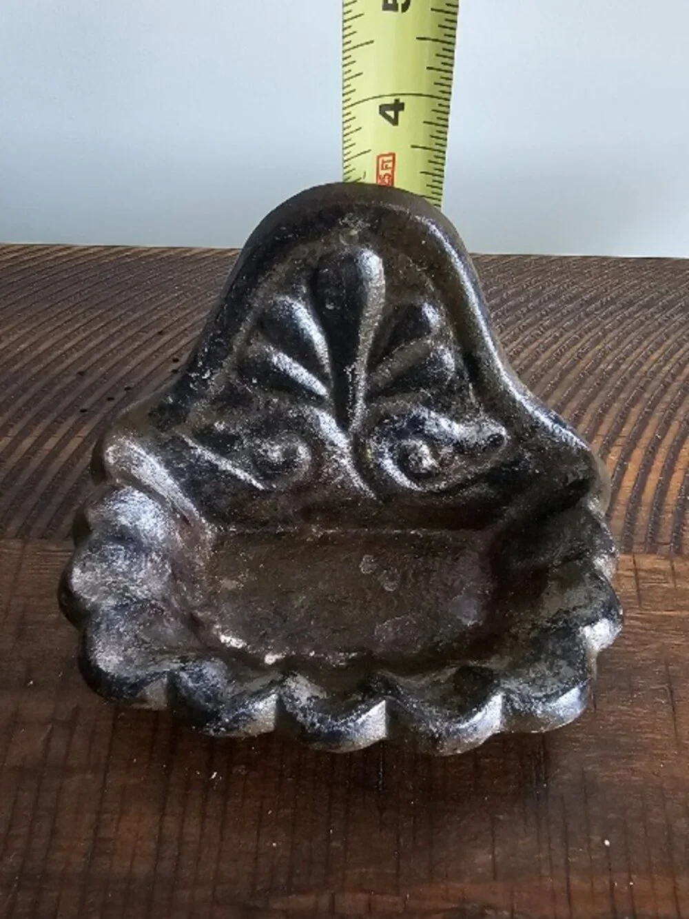 Vintage Cast Iron Wall Mount Soap Dish Farm Farmhouse Rustic Primitive
